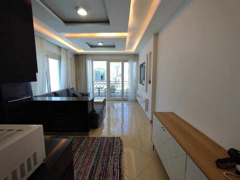 3-Bedroom Apartment On The Third Floor With 3 Balconies And Lovely Pool View, Street View And Free Beach Access In Sharm Hills Resort Exterior photo